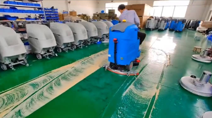 贵州2023年还在用人工的物业保洁不妨试试洗地机吧